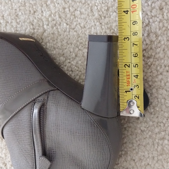 COLE HAAN GRAY LEATHER ANKLE BOOTS - Picture 11 of 11